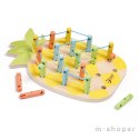 CLASSIC WORLD Wooden Threader Pineapple Pegs 21 pcs.